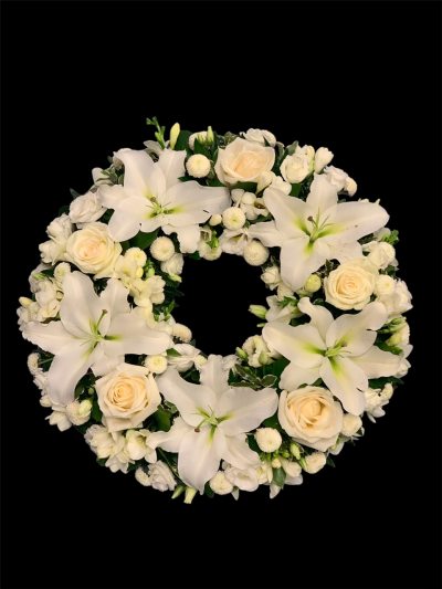 Classic White Loose Wreath - Beautiful Loose Wreath Of Lilies And White Blooms