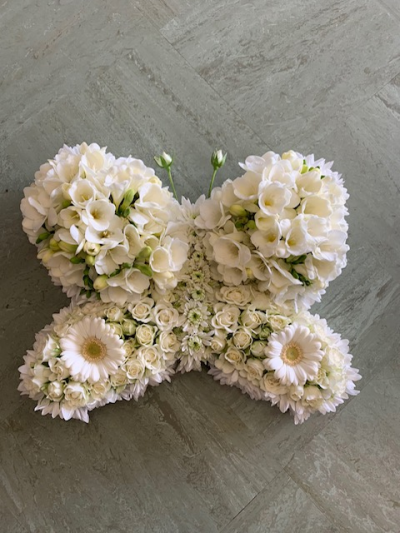 Mini Butterfly - Delicate Butterfly Of All White Spray Roses, Freesia, Gerbera And Chrysanthemums