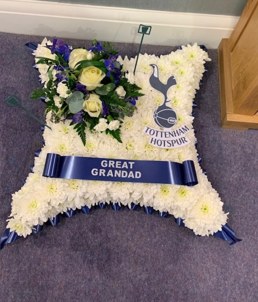 Tottenham Cushion