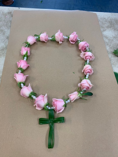 Funeral Tribute Rosary - Bespoke Funeral Tribute 
Rosary Beads Made Of Pink Roses And Decorative Pearls